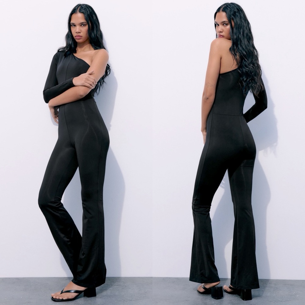 Zara ASYMMETRIC FLARED POLYAMIDE JUMPSUIT One Sleeve Black Size M NEW